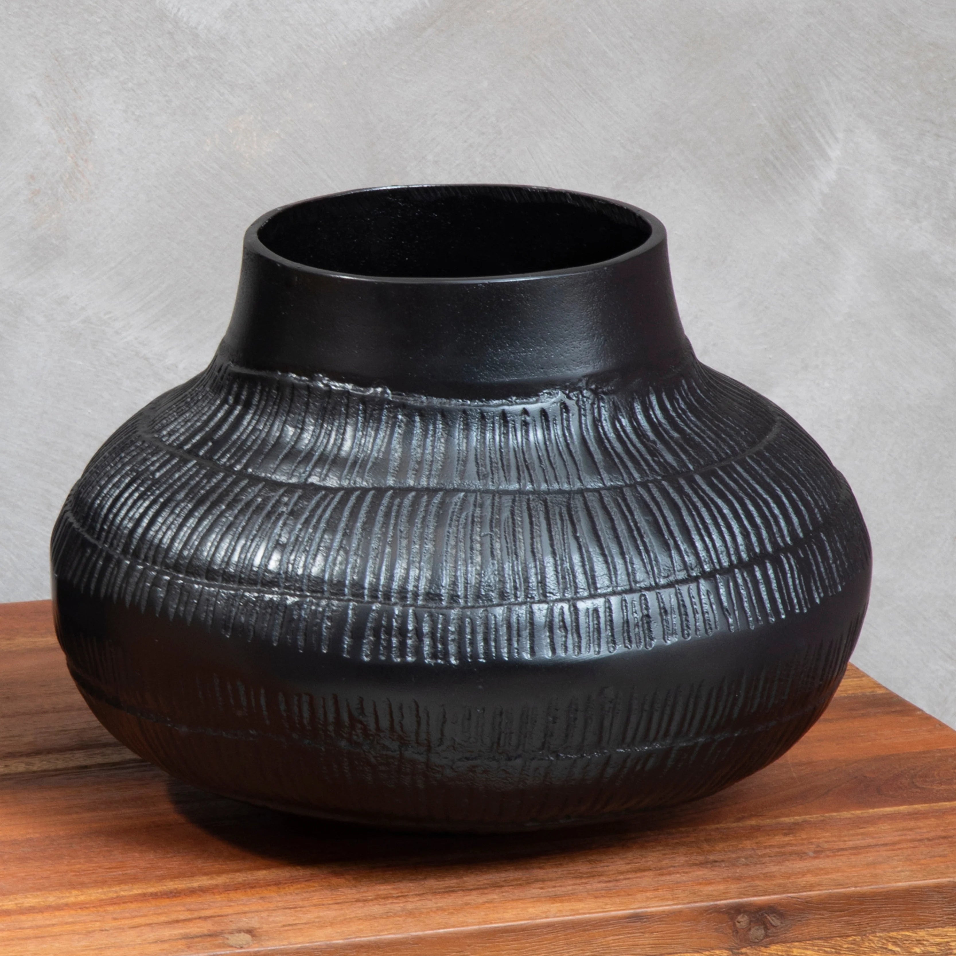 Alto Black Ribbed Sphere Vase | Small